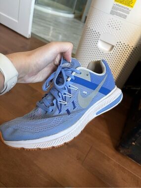 Nike Light Blue Mesh Running Shoe with Silver Swoosh